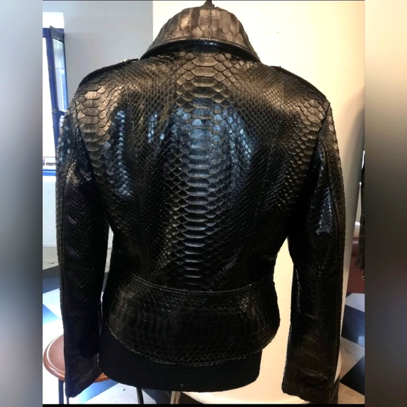 NWT WOMEN'S GENUINE PYTHON LEATHER JACKET - Picture 4 of 5